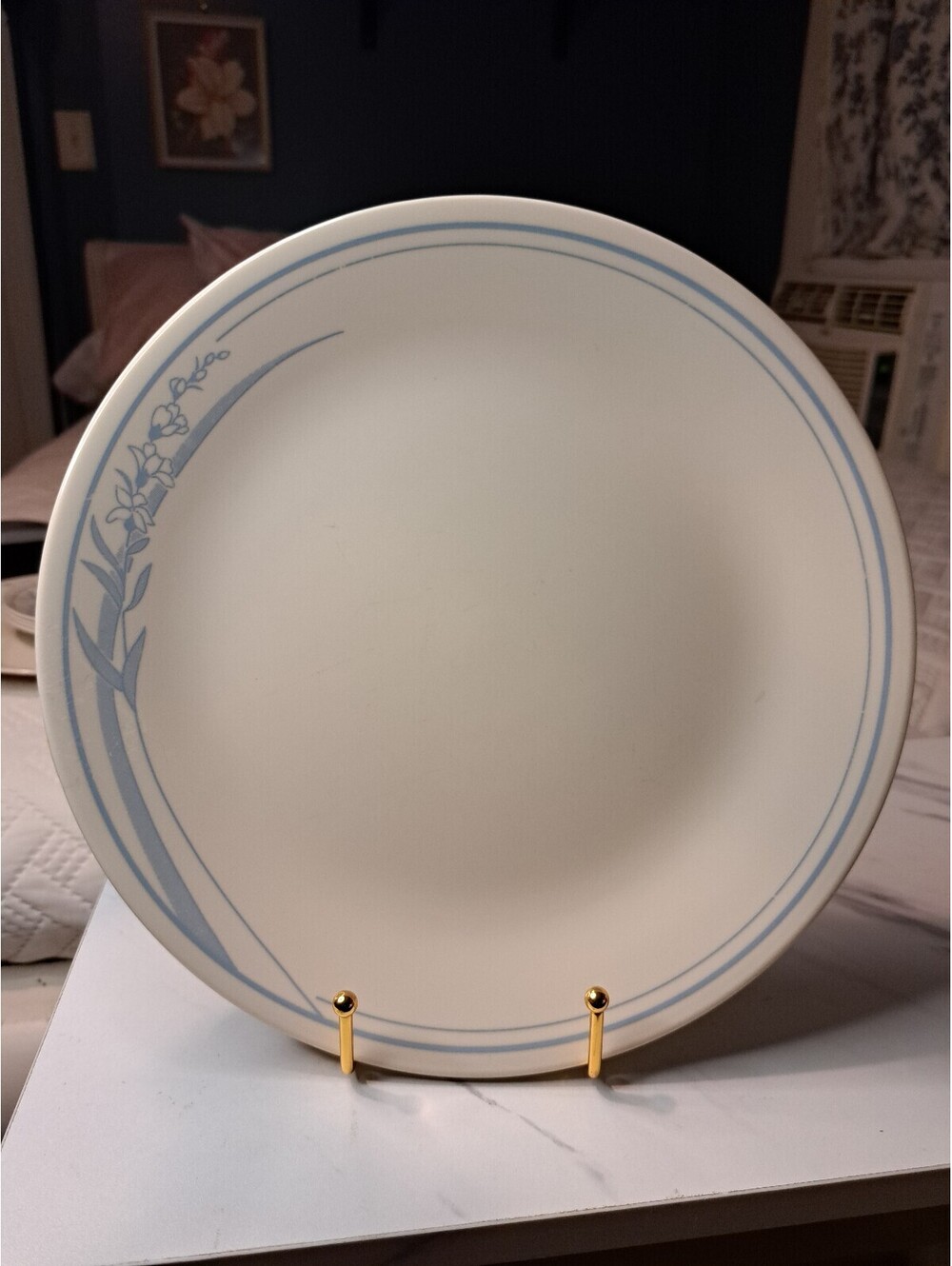 Vintage Corelle Corning Blue Lily Dinner Plate 10 1/4"